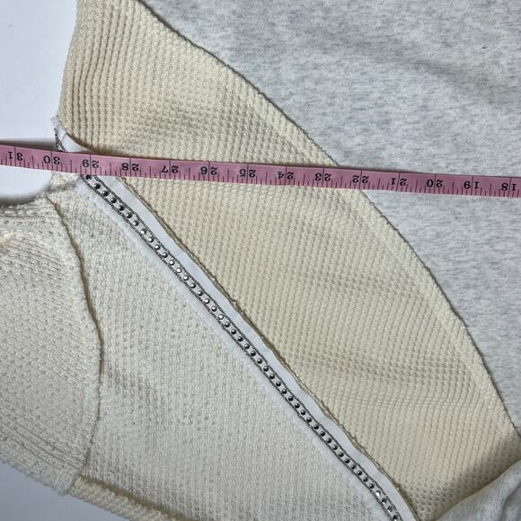POL Cowl Neck Pullover Cream Gray Oversized Bling Size Small - Picture 9 of 9